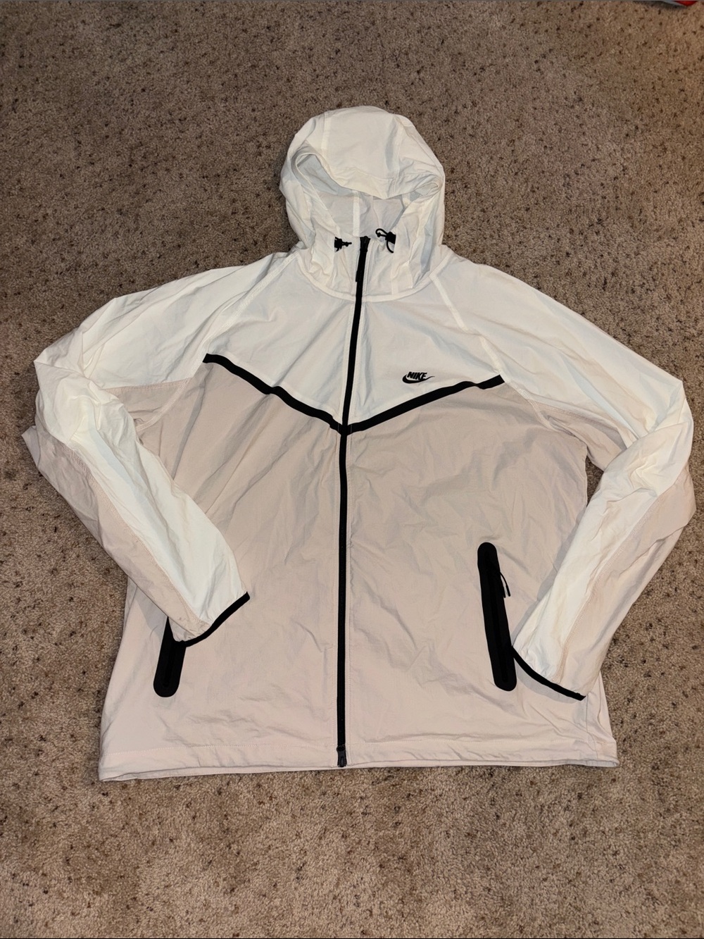 Nike Tech White and Beige Lightweight Hooded Windbreaker Size 3XL